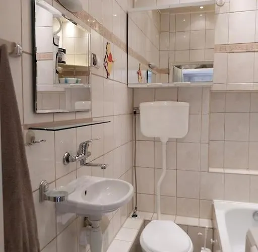 Apartment Station,market 5min